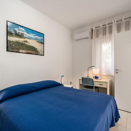 Monolocale Gio Apartment Carbonia Luaran gambar