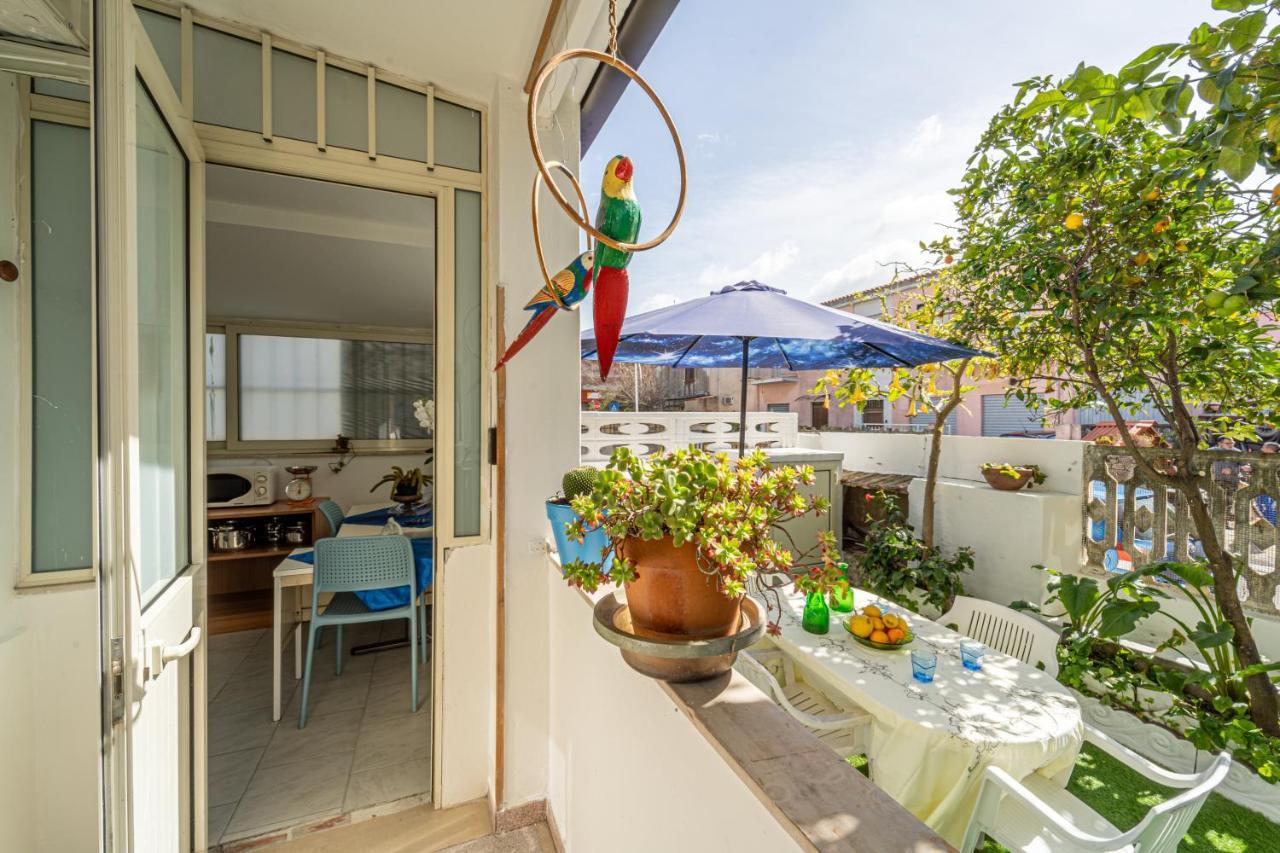 Monolocale Gio Apartment Carbonia Luaran gambar