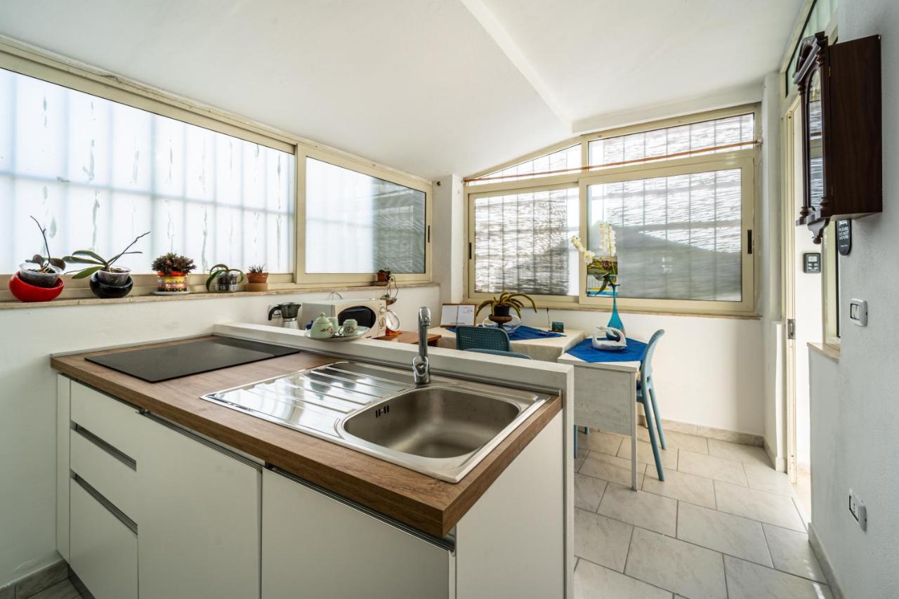 Monolocale Gio Apartment Carbonia Luaran gambar