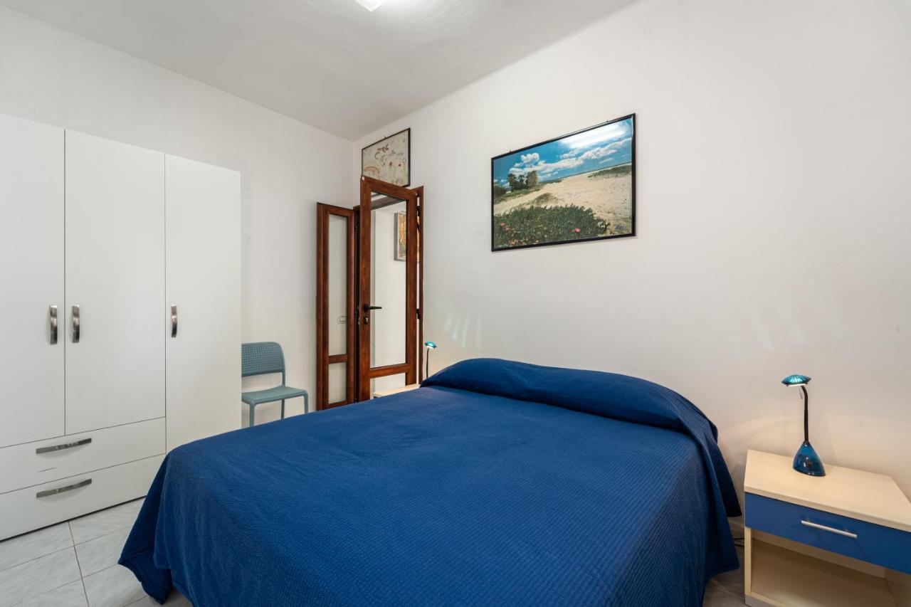 Monolocale Gio Apartment Carbonia Luaran gambar